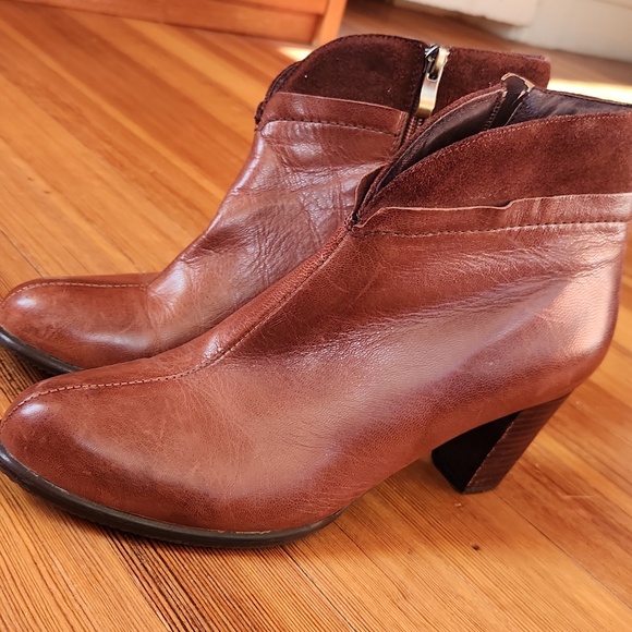 Antelope Shoes - Antelope Brown Ankle Boots